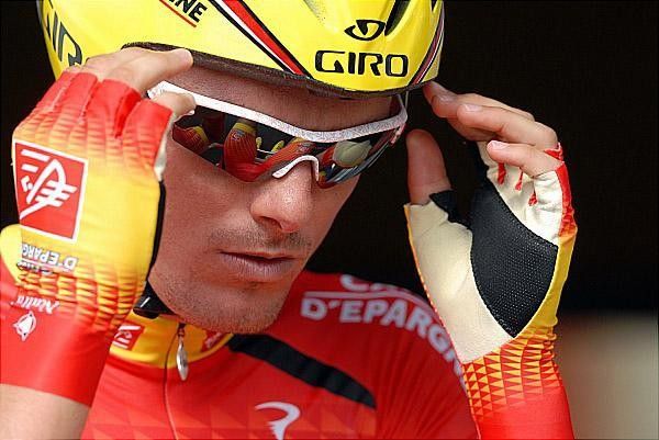 Luis Leon Sanchez (Caisse d'Epargne) is the Spanish time trial champion.