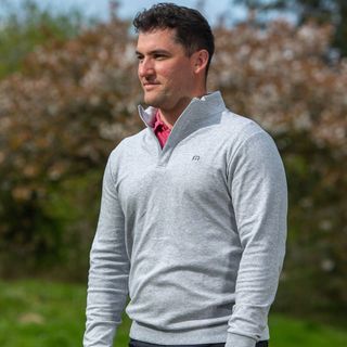 Travis Mathew Cloud Quarter Zip 2.0