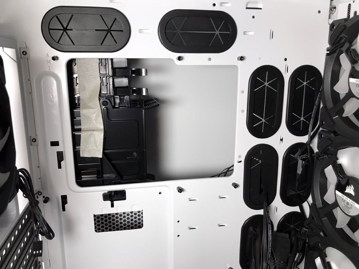 Corsair Crystal Series 680X RGB Hardware Installation and Test