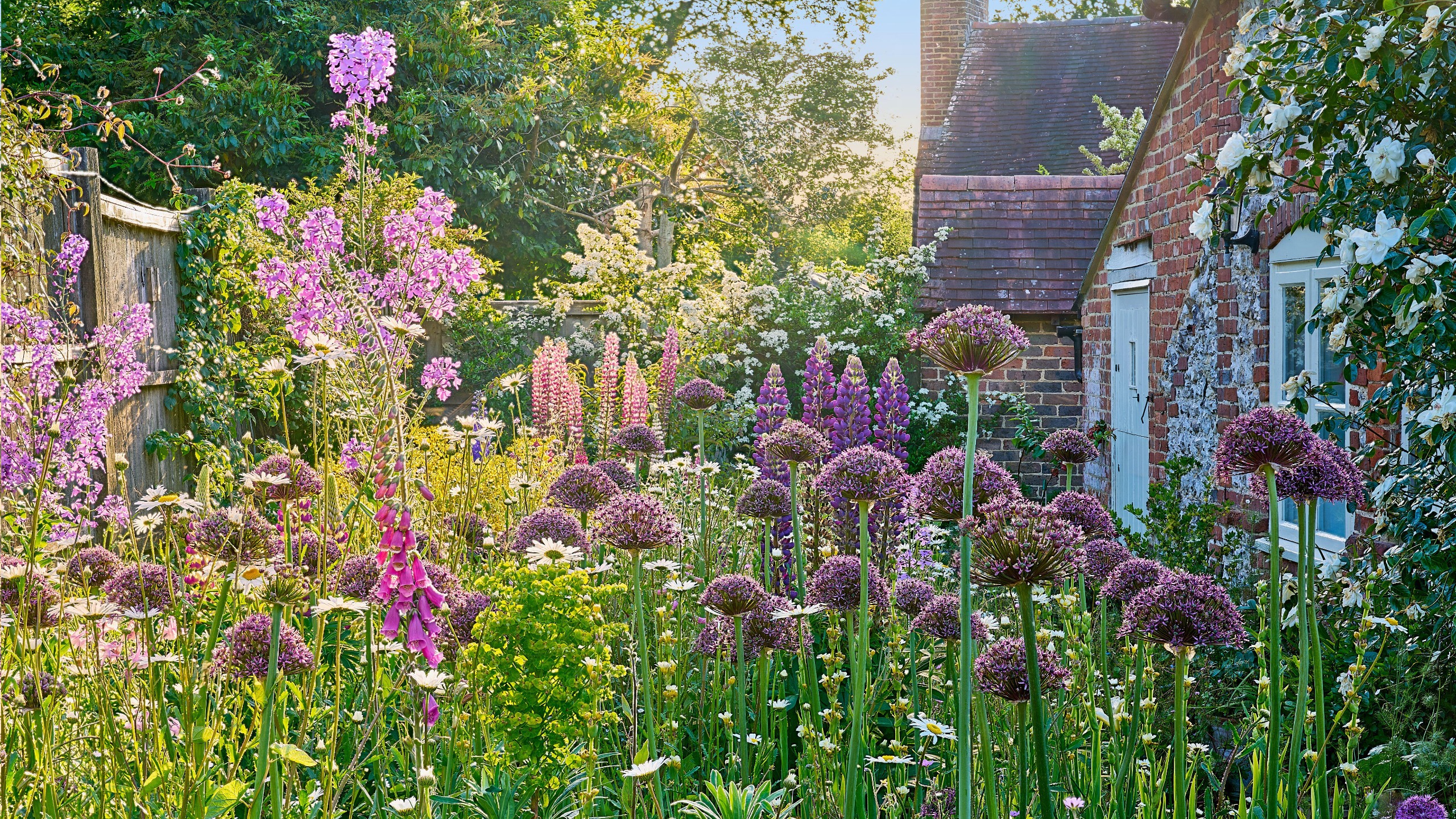 Traditional English Country Garden