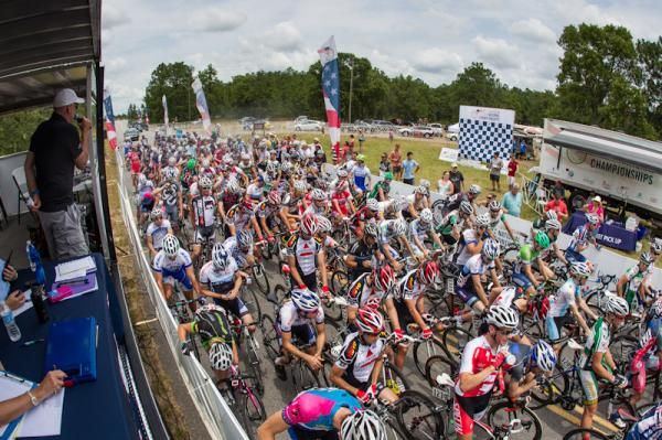 176 men left the start line of the elite men's race.
