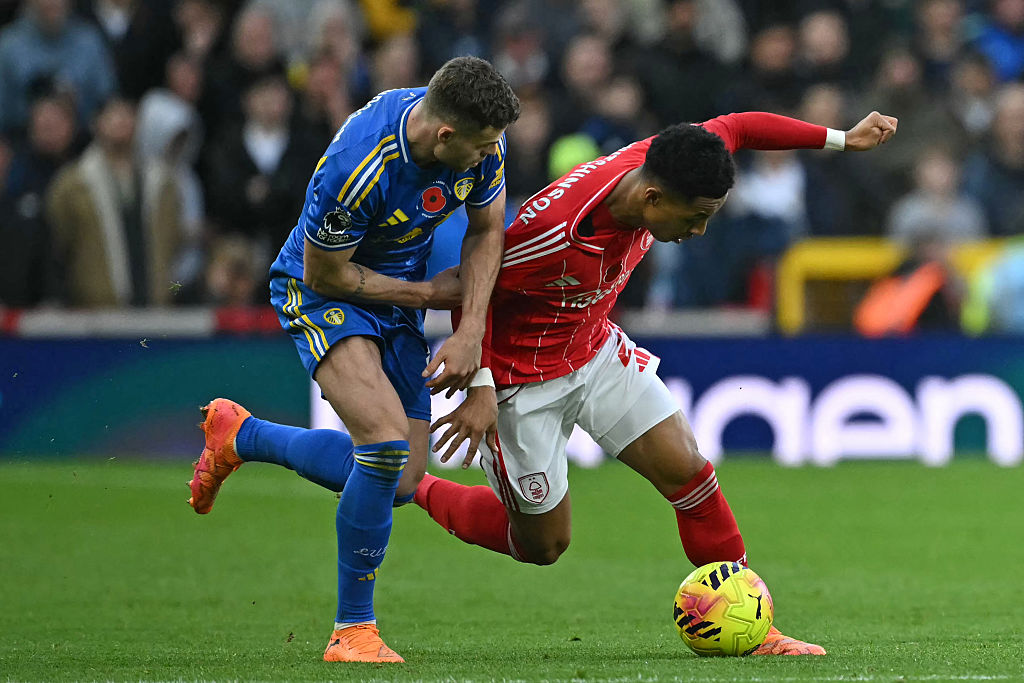 Leeds United&#039;s Swedish defender #03 Gabriel Gudmundsson (L) holds back Nottingham Forest&#039;s English midfielder #21 Omari Hutchinson (R) during the English Premier League football match between Nottingham Forest and Leeds United at The City Ground in Nottingham, central England, on November 9, 2025. (Photo by JUSTIN TALLIS / AFP) / RESTRICTED TO EDITORIAL USE. No use with unauthorized audio, video, data, fixture lists, club/league logos or &#039;live&#039; services. Online in-match use limited to 120 images. An additional 40 images may be used in extra time. No video emulation. Social media in-match use limited to 120 images. An additional 40 images may be used in extra time. No use in betting publications, games or single club/league/player publications. /