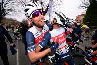 Bauke Mollema celebrates with his Trek-Segafredo teammates at the Tour du Var