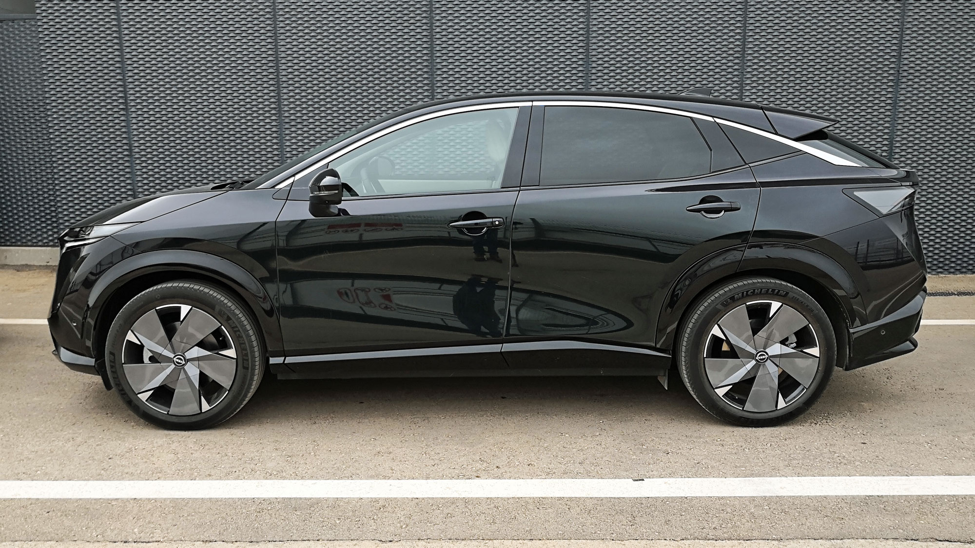 Nissan Ariya First Drive Surprisingly Potent And Quite Posh Techradar