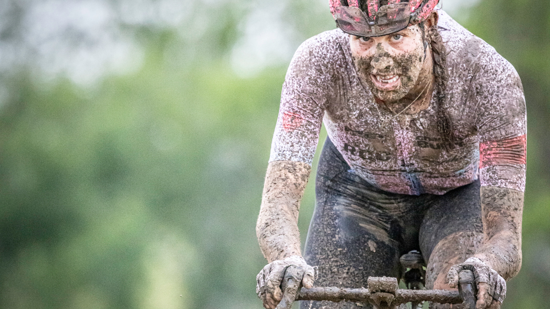 UK gravel racer Danni Shrosbree
