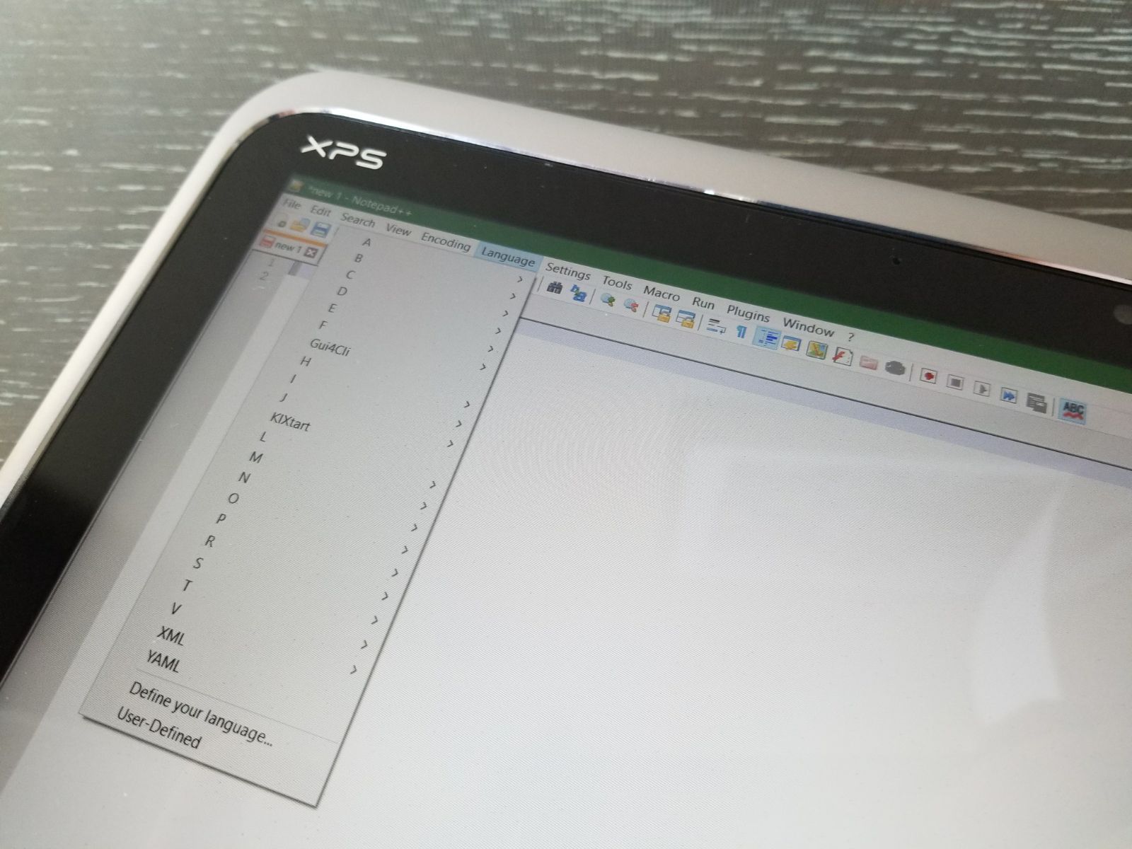 Notepad++ [Windows 10 Review]: Ready to code, falls short of its origin ...