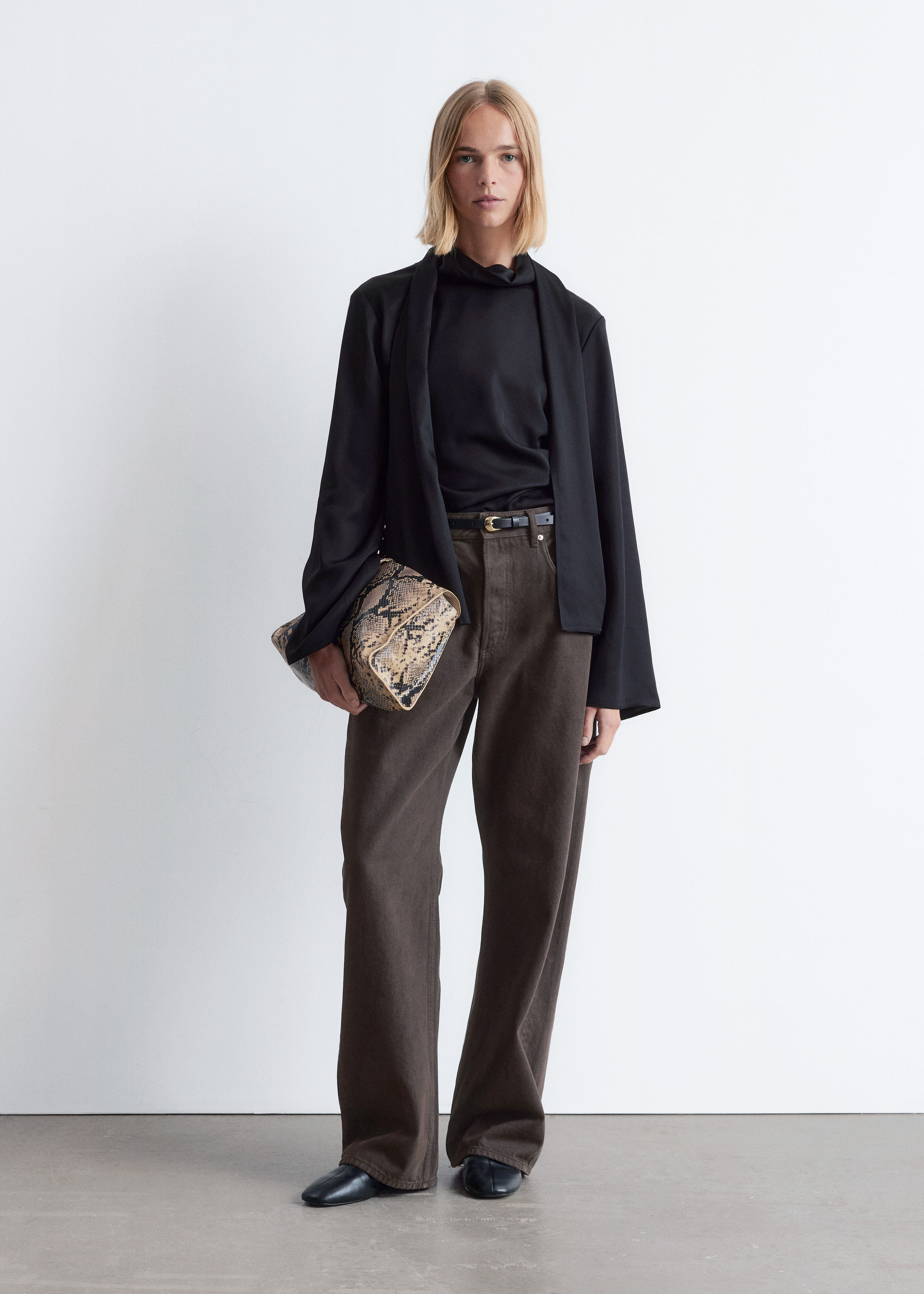 Barrel-Leg Jeans
