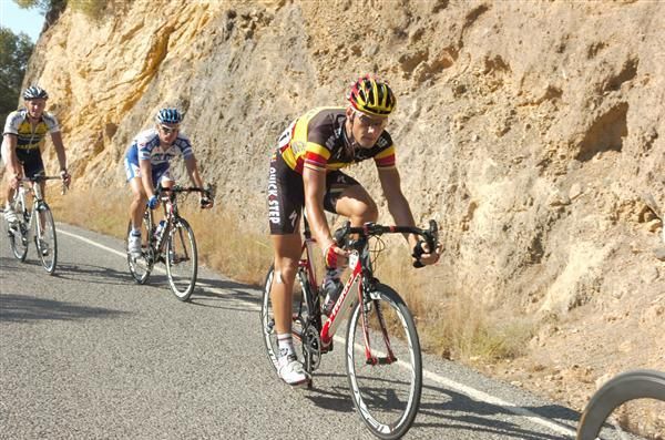 Tom Boonen (Quick Step) descends towards Murcia