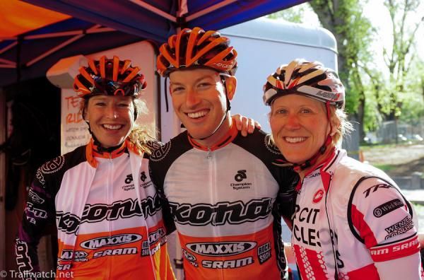 Old friends Wendy Simms (Kona), Kris Sneddon (Kona), and Sue Butler (River City Bicycles)