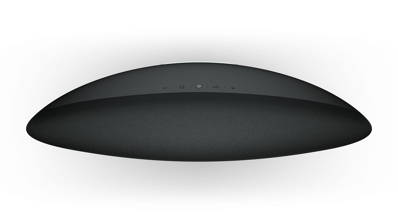 Wireless speaker: Bowers &amp; Wilkins Zeppelin