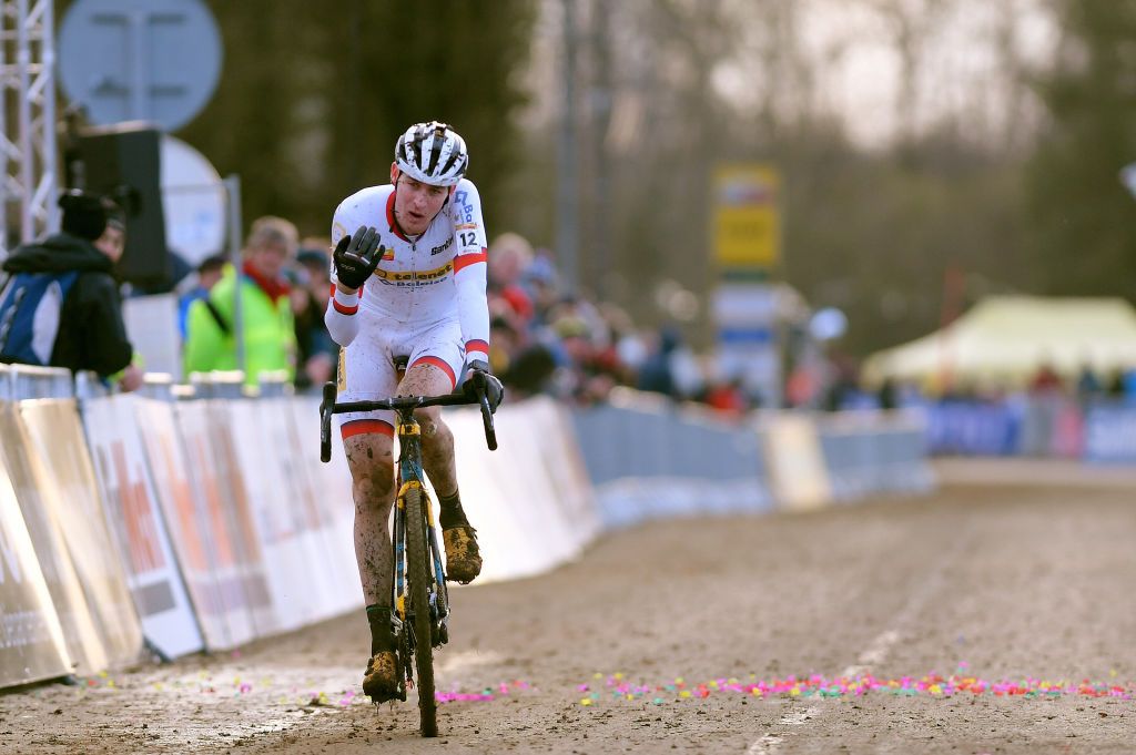 Toon Aerts settles for second