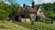 Cotswolds country houses for sale