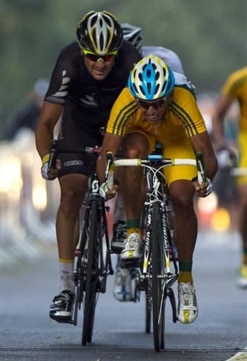 Allan Davis (Australia) sprints to victory in the Commonwealth Games
