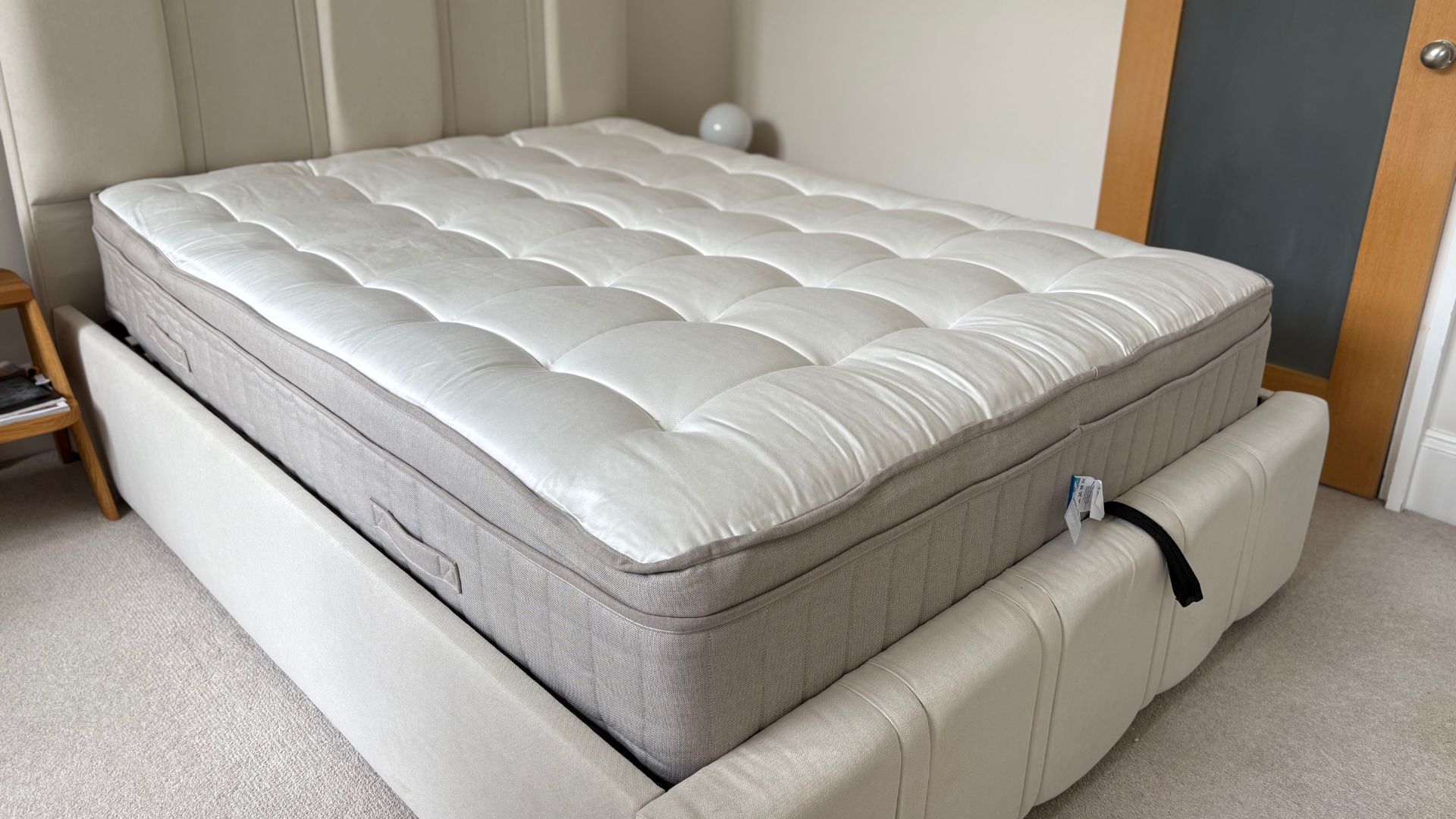 Simba Earth Apex Mattress on my bed
