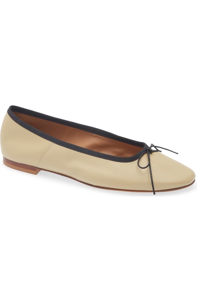 Ballet Flat
