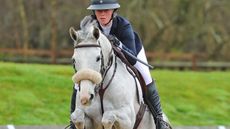 Natasha-Swales-and-Green-with-Queen-3_423175642_798592832.jpg