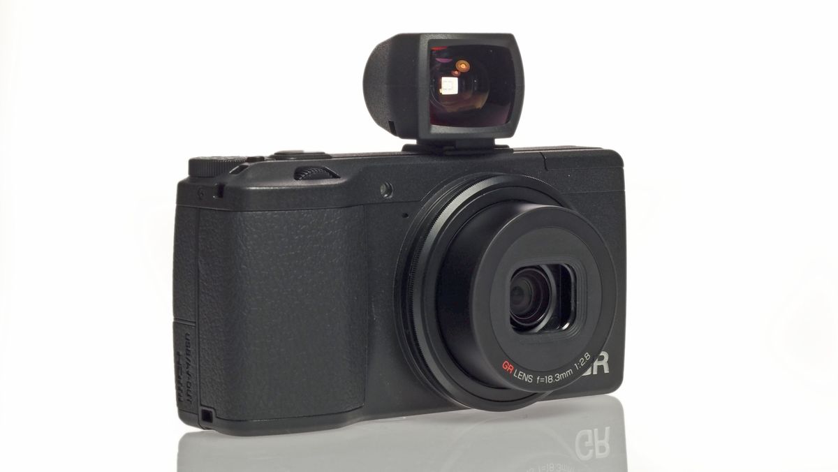 Ricoh reveals APS-C compact that's significantly cheaper than Nikon's ...