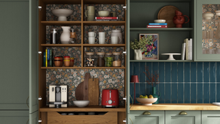 Kitchen pantry
