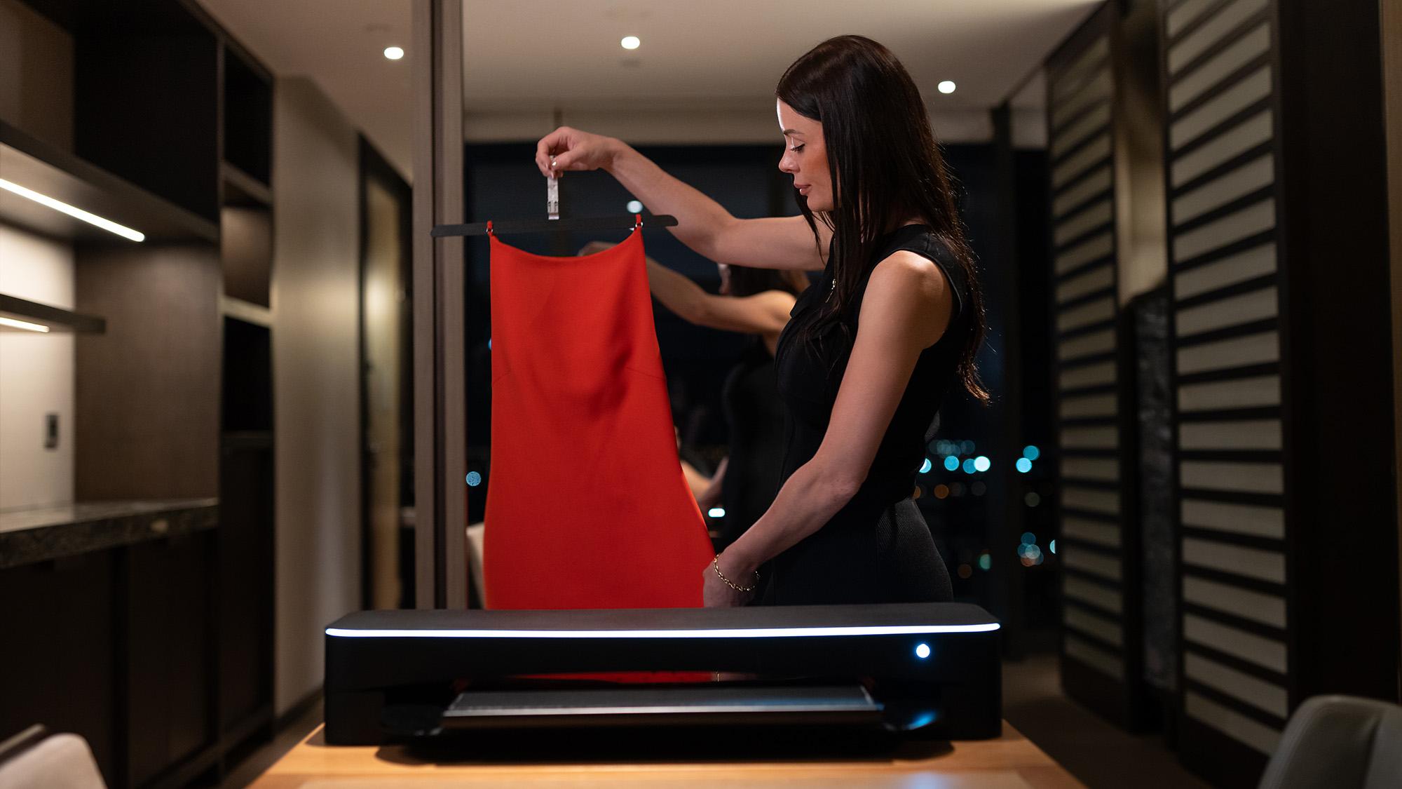 Einsen automated iron