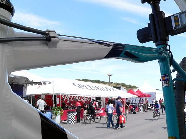 A heavily shaped top tube promises comfortable portaging.