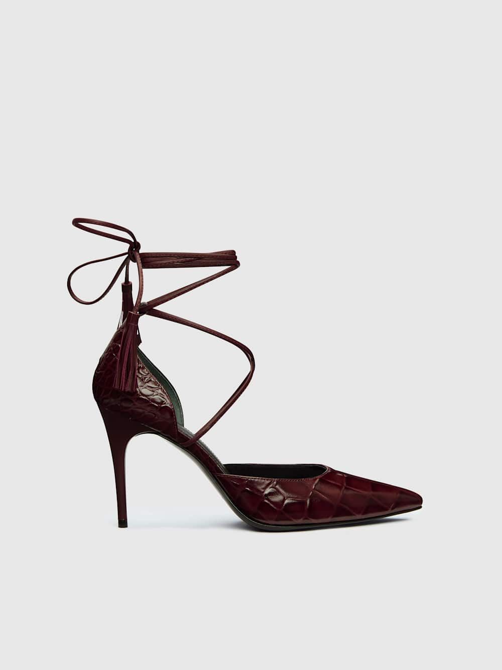 Julia Tassel Pump