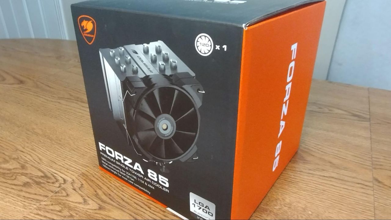 Cougar Forza 85
