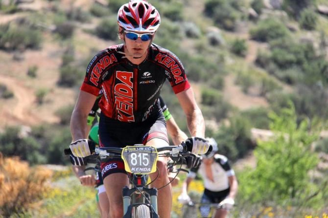 Mitch Hoke, Ben Sonntag and Ryan Woodall form a train of chasers