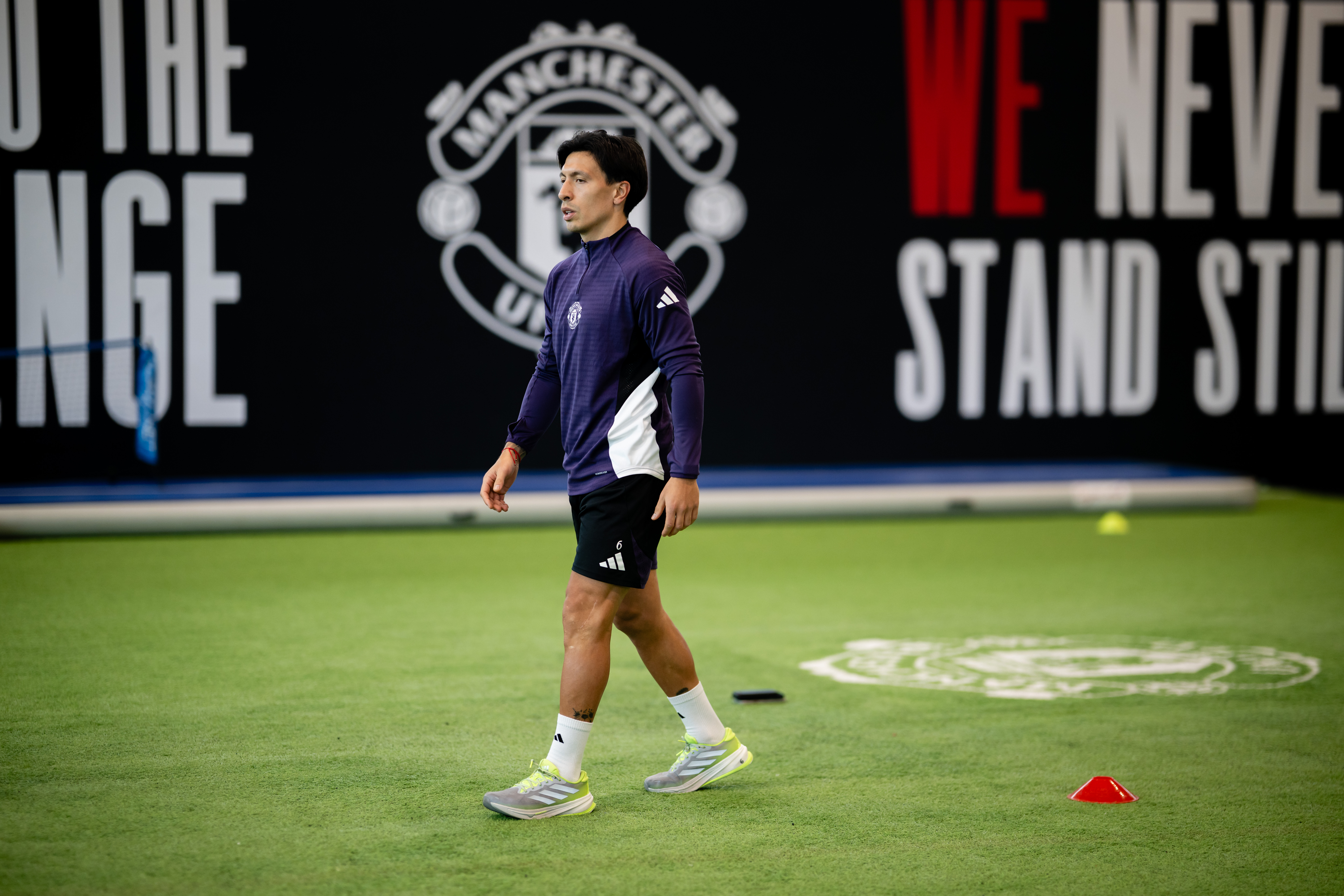 Manchester United defender Lisandro Martinez is closing in on a return to first-team action