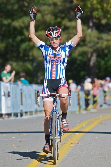 Katie Compton crosses the line victorious in Kentucky