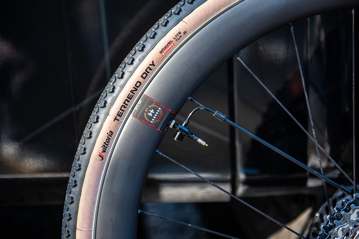 The Gravaa self-inflating tyre used by Marianne Vos to victory at the 2024 Gravel World Championships