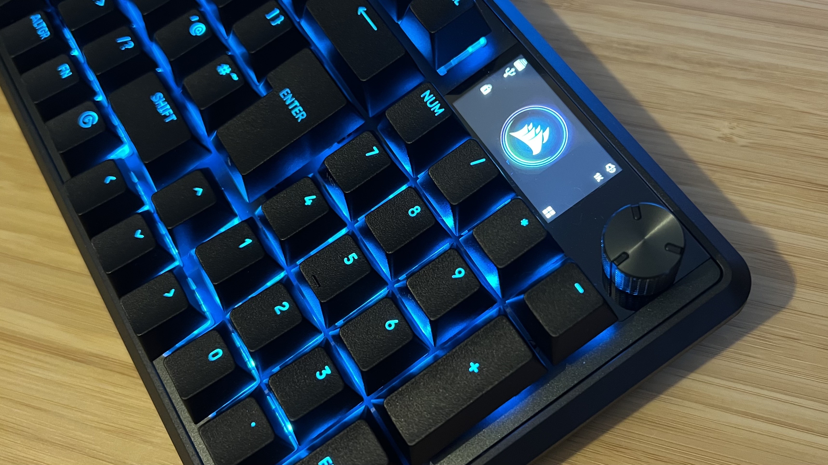 Close up on screen and control dial on Corsair Vanguard Pro 96 gaming keyboard