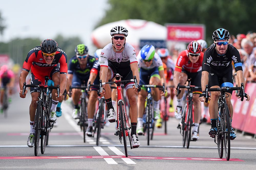 Danny van Poppel (Trek) is beaten to the line by Elia Viviani (Sky)