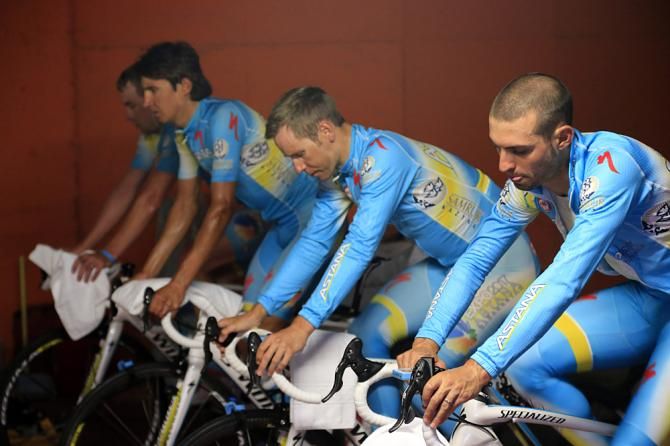 Astana hit the trainers instead of the roads