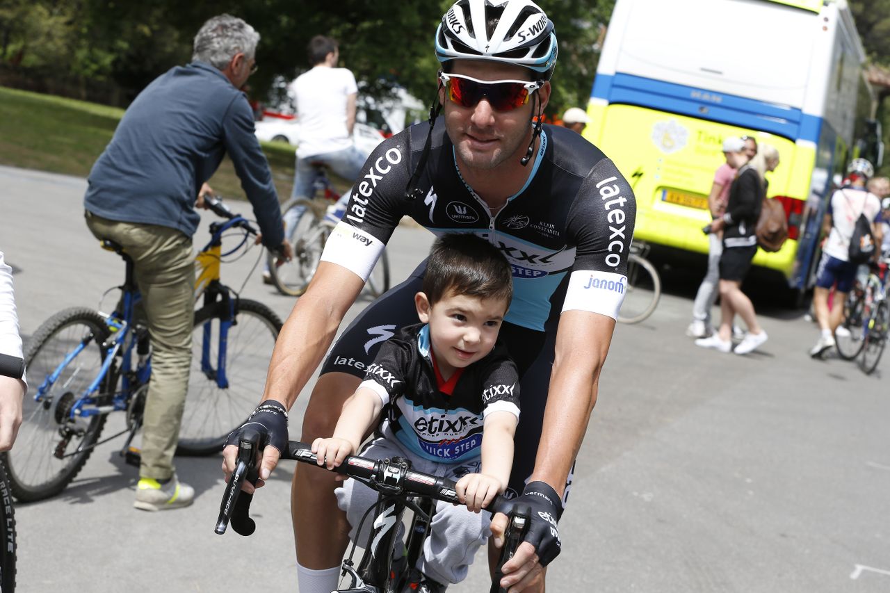 Fabio Sabatini gives his son a ride on his bike
