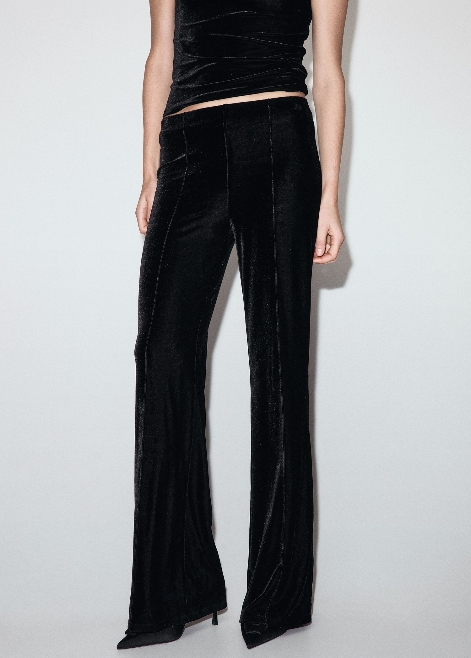 Velvet Trousers With Seam Detail - Women | Mango United Kingdom