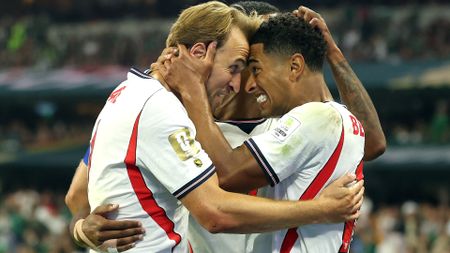Jude Bellingham #10 of England celebrates scoring his team's second goal with Harry Kane #9 during the FIFA World Cup 2026 Round of 16 match between Mexico and England