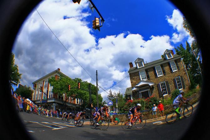 The field tries not to be distracted by the scenery because the course is so technical with over eight corners.