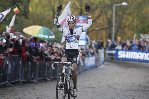 Niels Albert (BKCP-Powerplus) wins the World Cup in Plzen