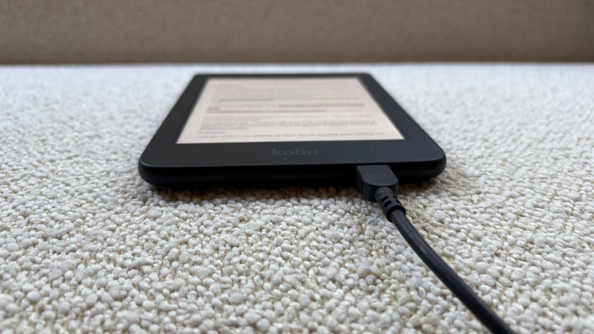 Kobo Clara Colour charging