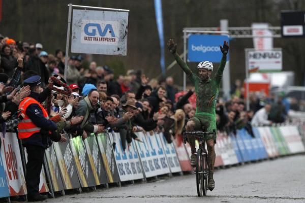 The mud of Baal favoured Sven Nys, who sported a new and greener Landbouwkrediet kit
