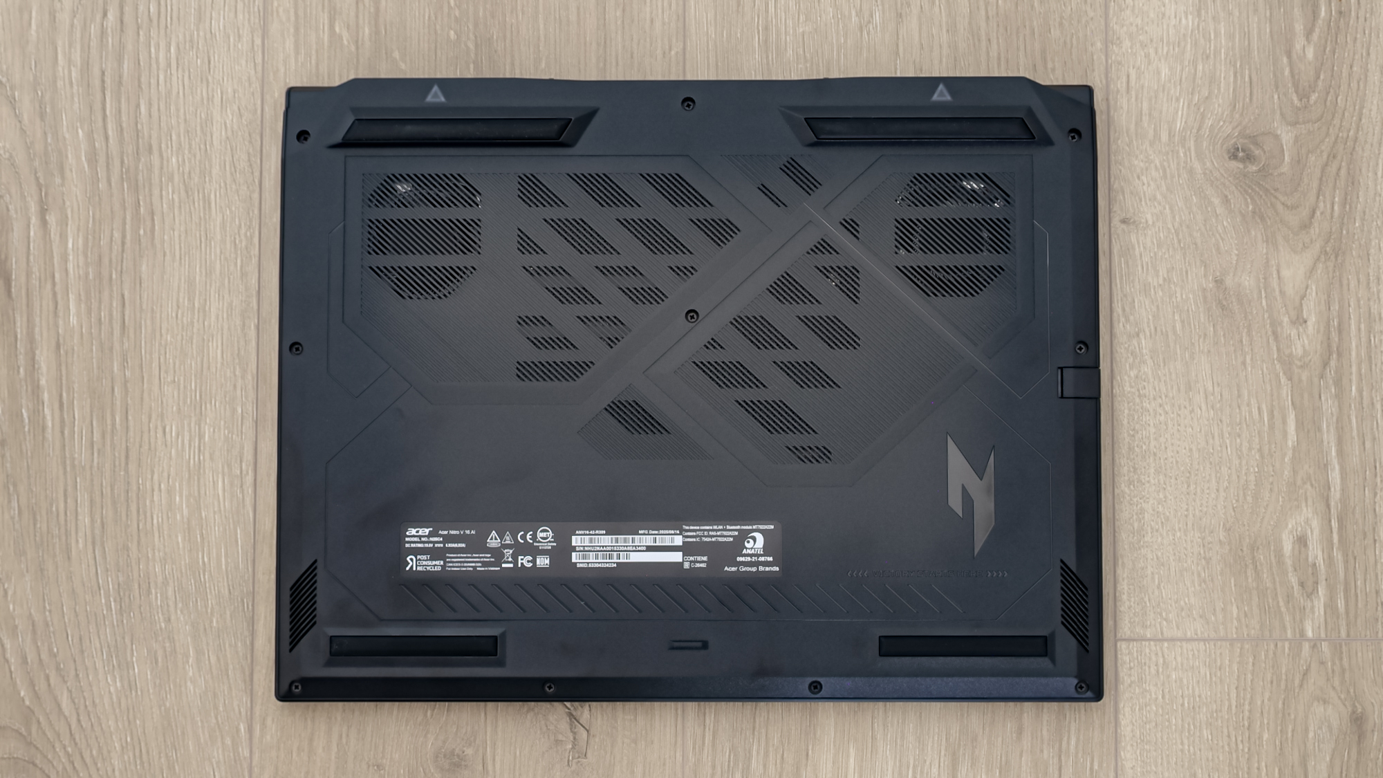 Acer Nitro V 16 AI (2025)