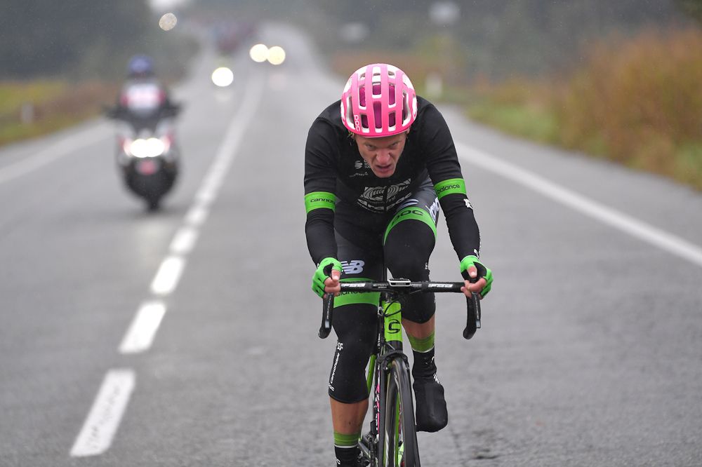 Matti Breschel on the attack at Gran Piemonte