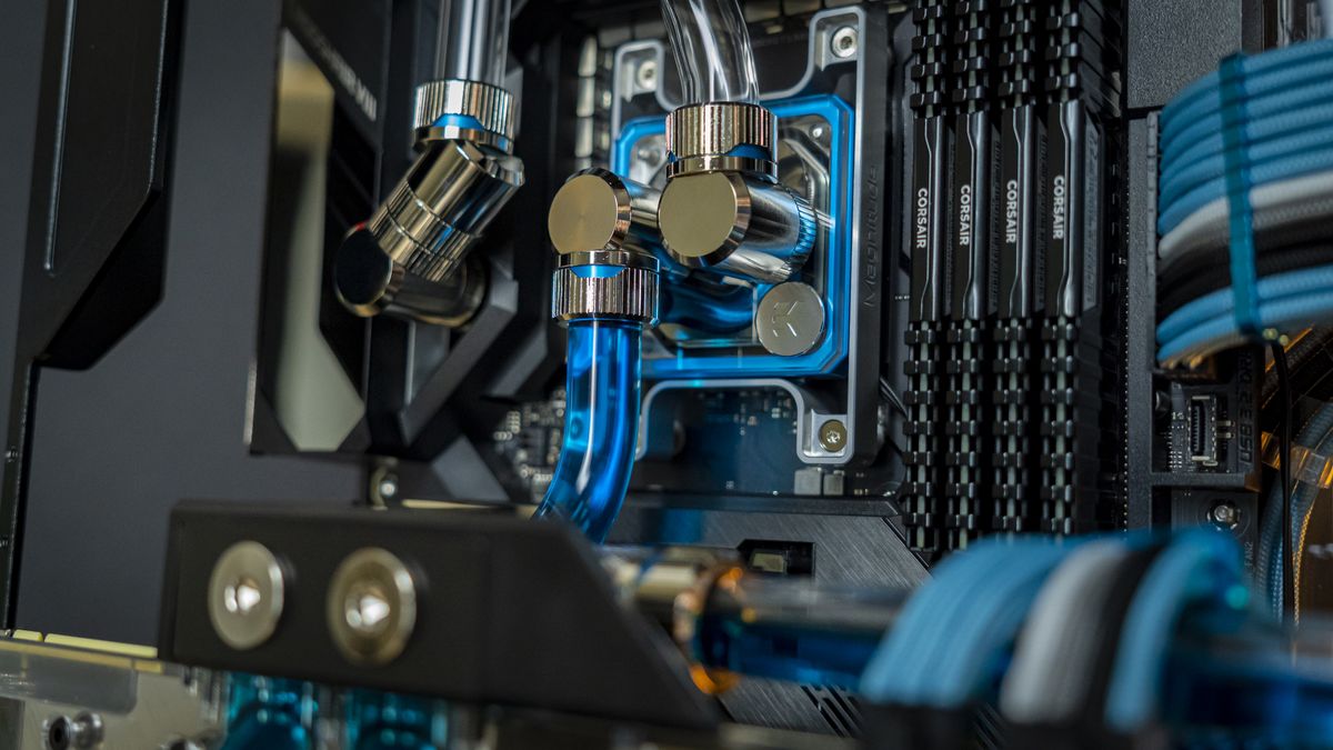 Blue Shift, Spectre III PC Build