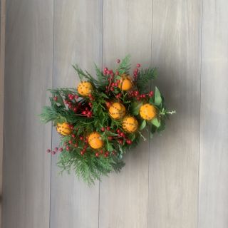Orange pomander Christmas arrangement