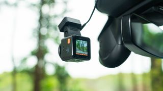 E1 Pro lifestyle side