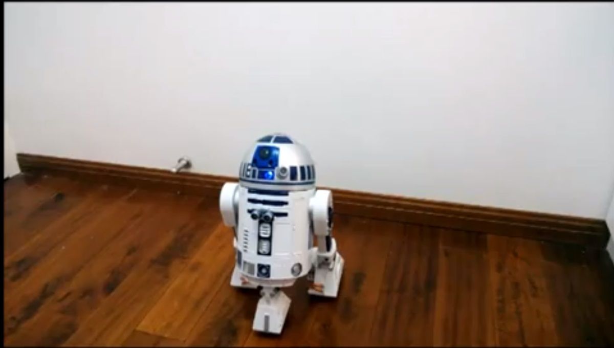 R2-D2 lives!