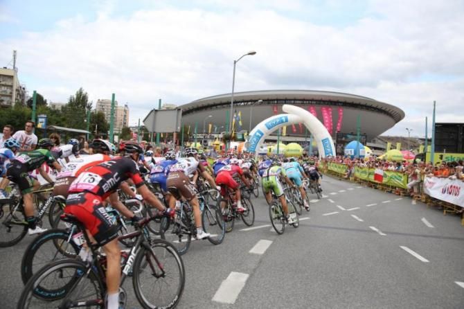 The peloton on the approach to Katowice at the Tour of Poland.