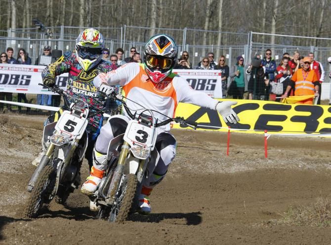 Filippo Pozatto takes on Loris Capirossi