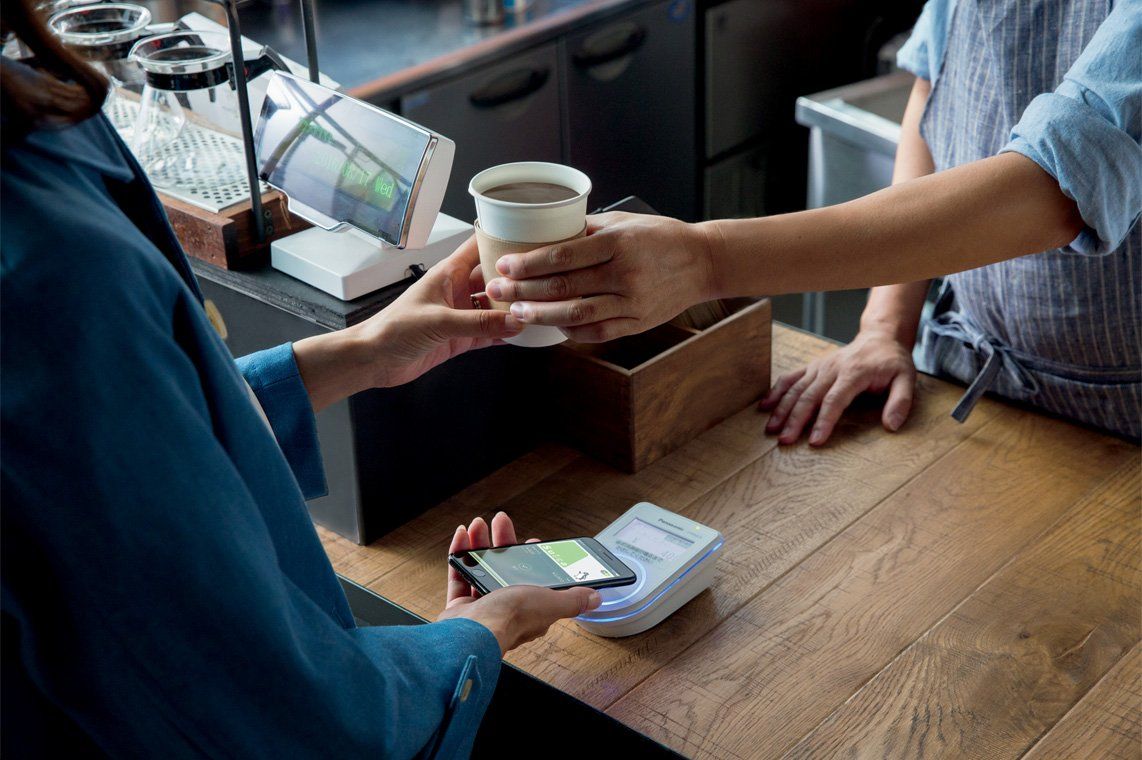 Paying with Apple Pay