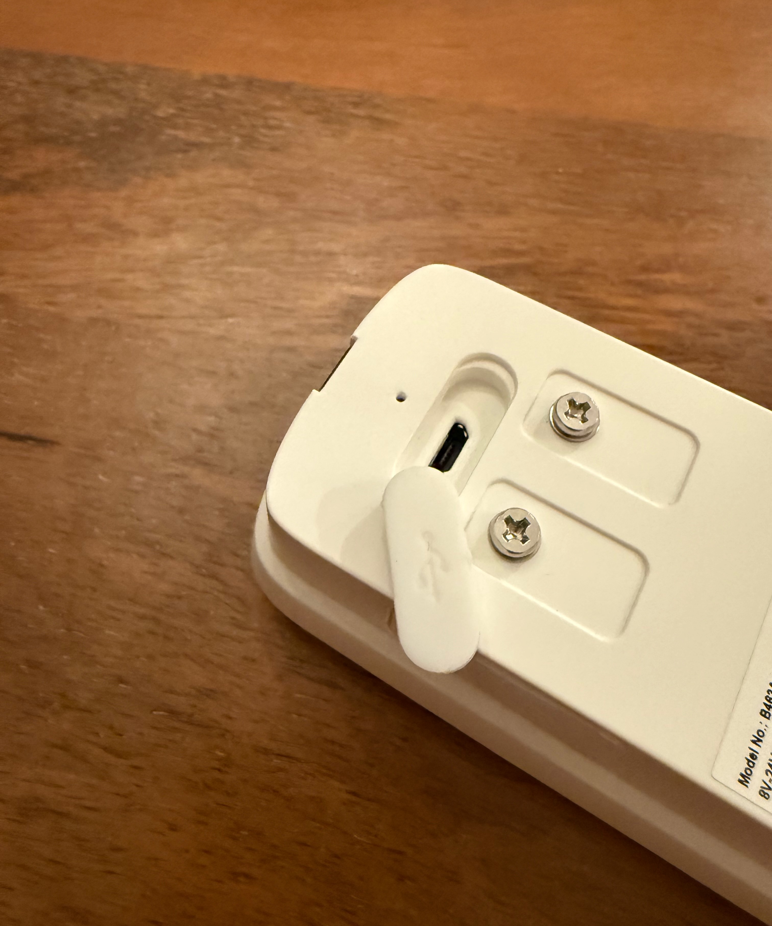 The Lorex 2K WI-FI Video Doorbell has a charging port for wireless charging as well as terminals for hardwired setup.